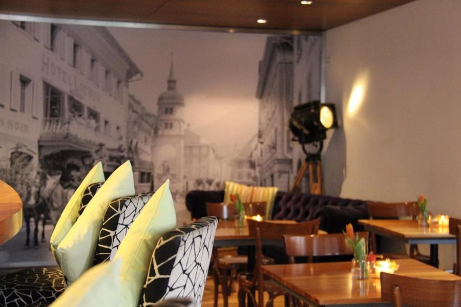 Zum Schwarzen Loewen Hotel Altdorf Ngoại thất bức ảnh